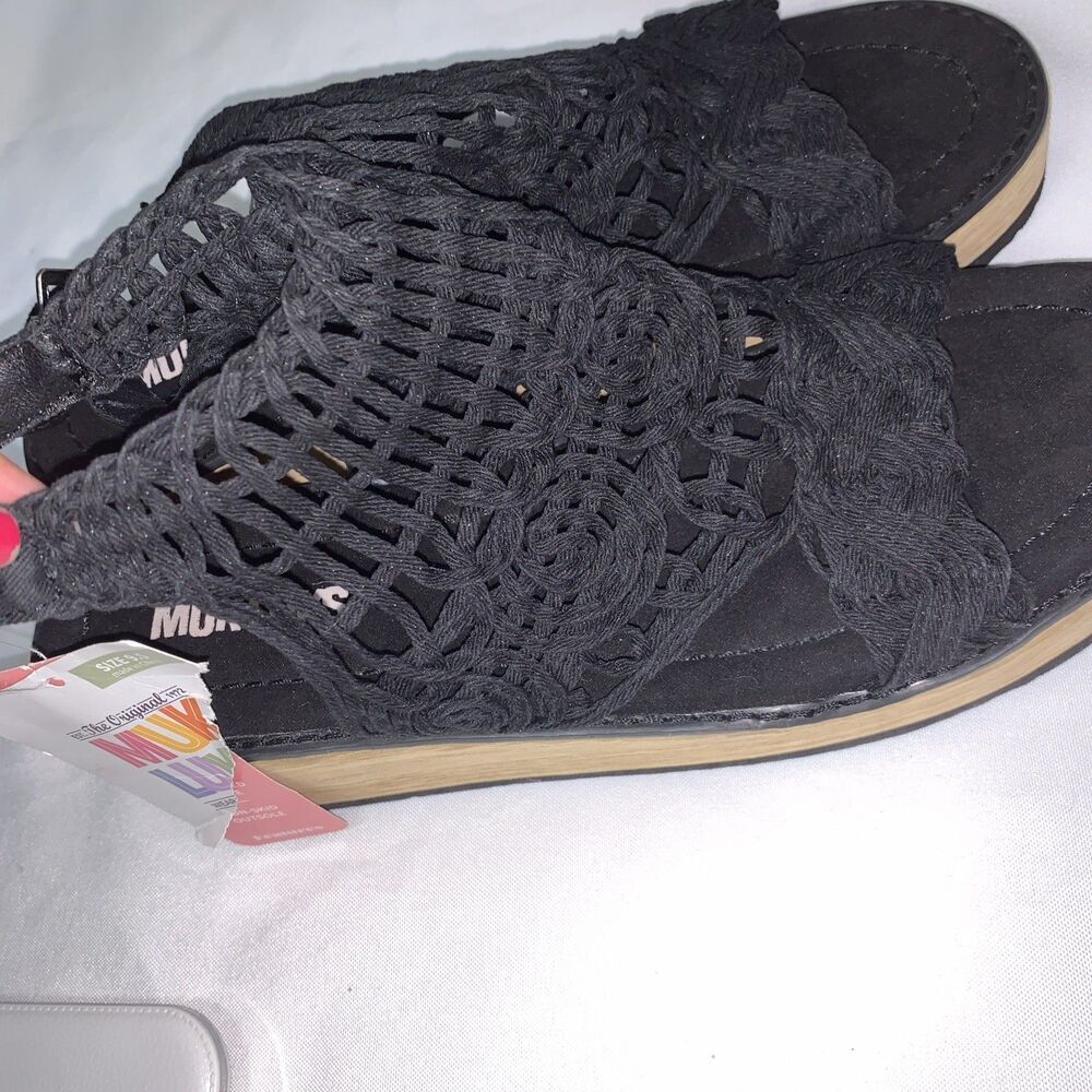 Women’s MukLuks Lightweight Black Wedge Sandals Shoes Size  9.5 Non-skid Outsole - Picture 6 of 13